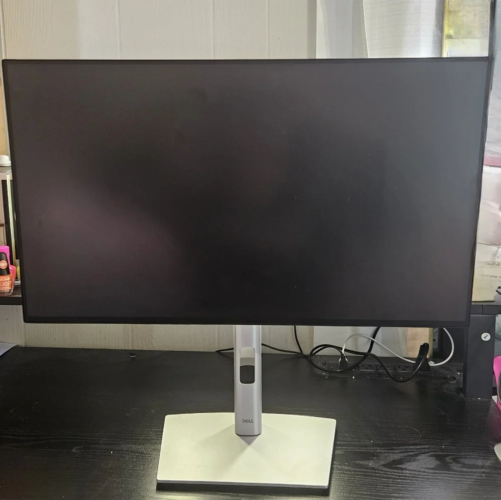 (New)Dell ultra sharp 24 monitor, Dell docking station, keyboard andmouse